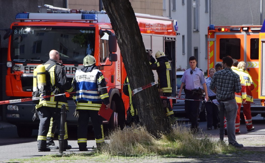 Explo Feuer 2 Koeln Kalk Hoefestr P092.JPG - Miklos Laubert